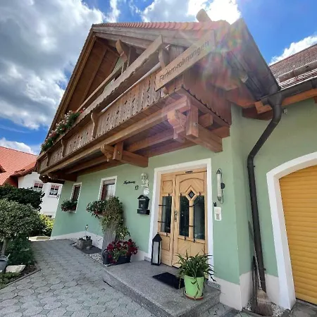 Am Kirchberg Нойальбенройт