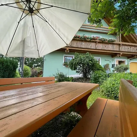 Apartment Am Kirchberg Neualbenreuth